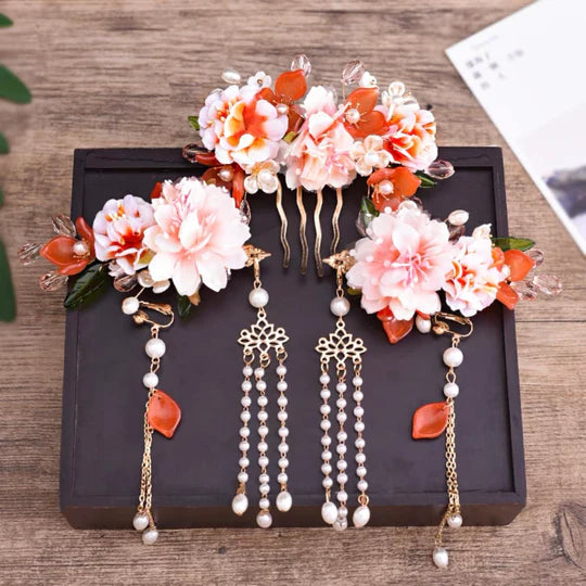 Beautifully adorned hair comb with gemstones, a perfect accessory for Hanfu hairstyles.