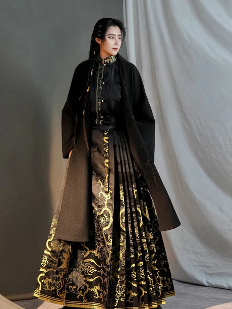 Illuminate your style with Moonlight Modern Hanfu, a fusion of tradition and modernity from Moon Hanfu&