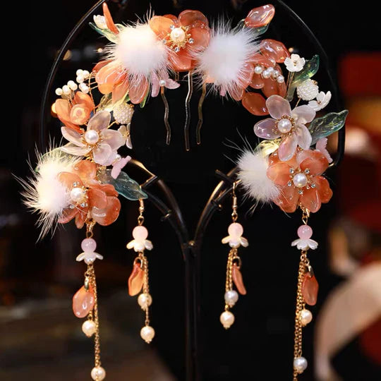 Elise Hanfu Hair Accessories - Elevate your Hanfu ensemble with these exquisite accessories. From delicate hairpins to intricately designed combs, these accessories exude elegance and sophistication. Enhance your style with these refined and timeless accessories.