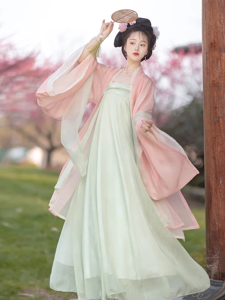 Embrace the grace of the season with our Graceful Qixiong Ruqun, Elegant Spring—an ensemble that captures the essence of timeless beauty and sophistication, ushering in the allure of the Tang Dynasty. Step into a blend of tradition and contemporary elegance, making a stylish nod to centuries past.