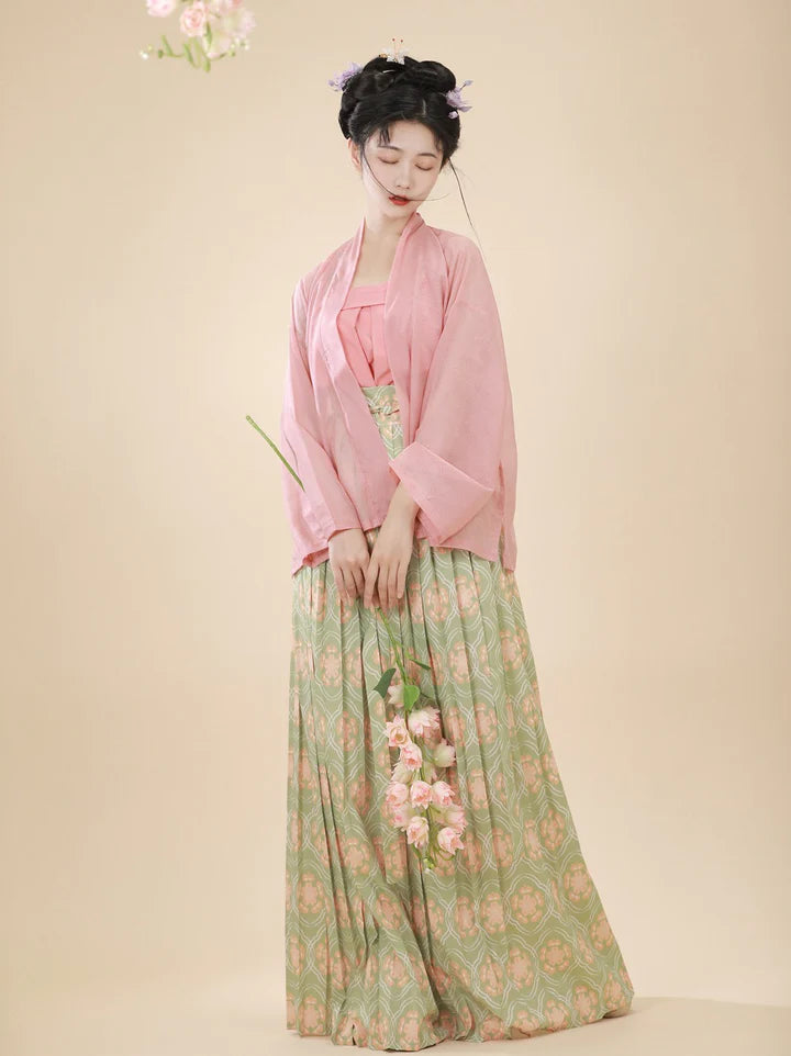 Mystic Qiyao Ruqun Ensemble - Song Dynasty Style. Unveil the allure of Lana&