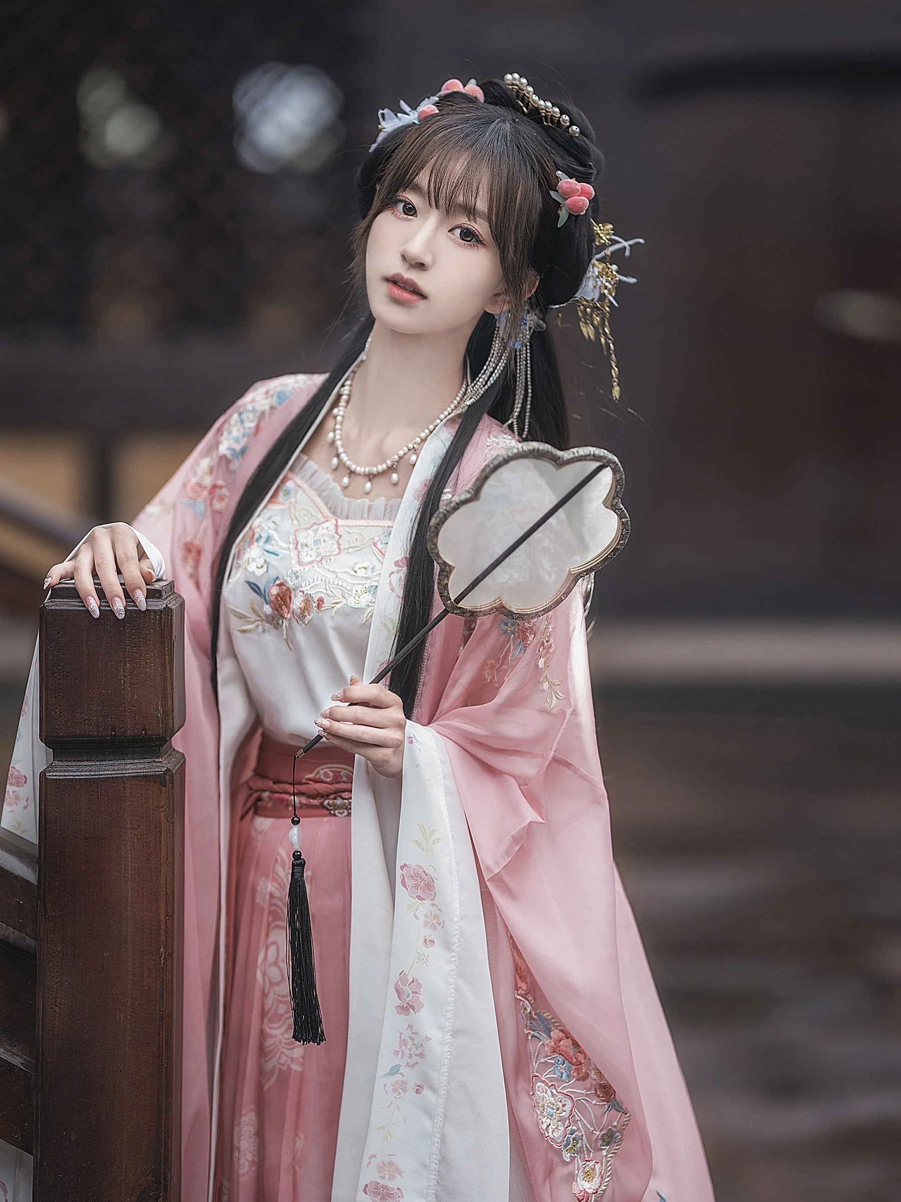 Blush Elegance Qiyao Ruqun Ensemble - Song Dynasty Style. Infuse your wardrobe with a touch of delicate charm, perfect for themed events or elevating your style with timeless grace.