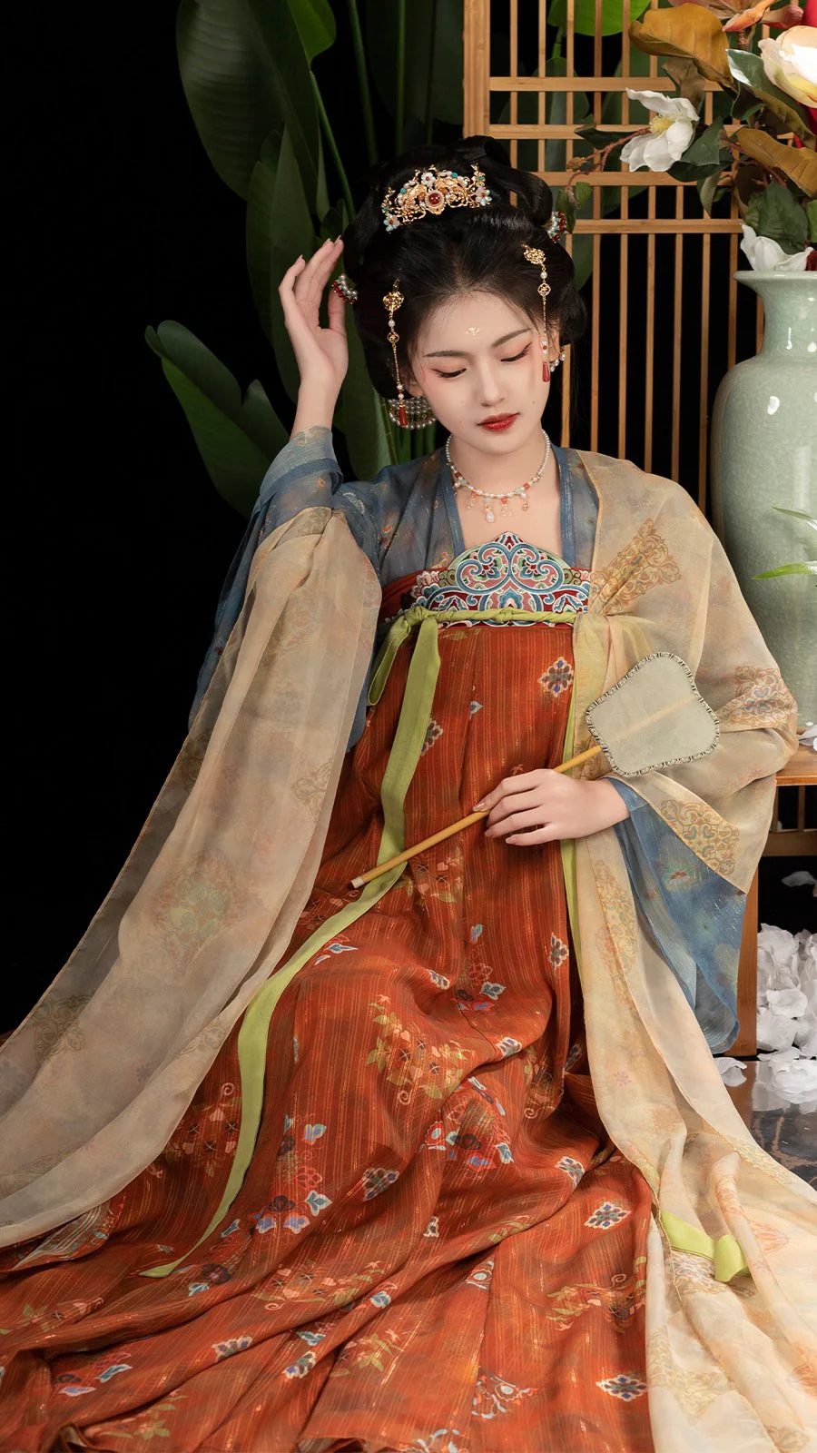 Immerse yourself in refined elegance with our Refined Qixiong Ruqun, Helga—an ensemble paying homage to the Tang Dynasty era, embodying the timeless grace and sophistication inspired by Helga. Step into the past with a blend of tradition and contemporary elegance, making a stylish nod to centuries gone by.