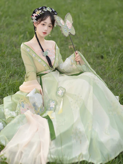 Embrace the allure of nature with the Verdant Green Qiyao Ruqun from Moon Hanfu&