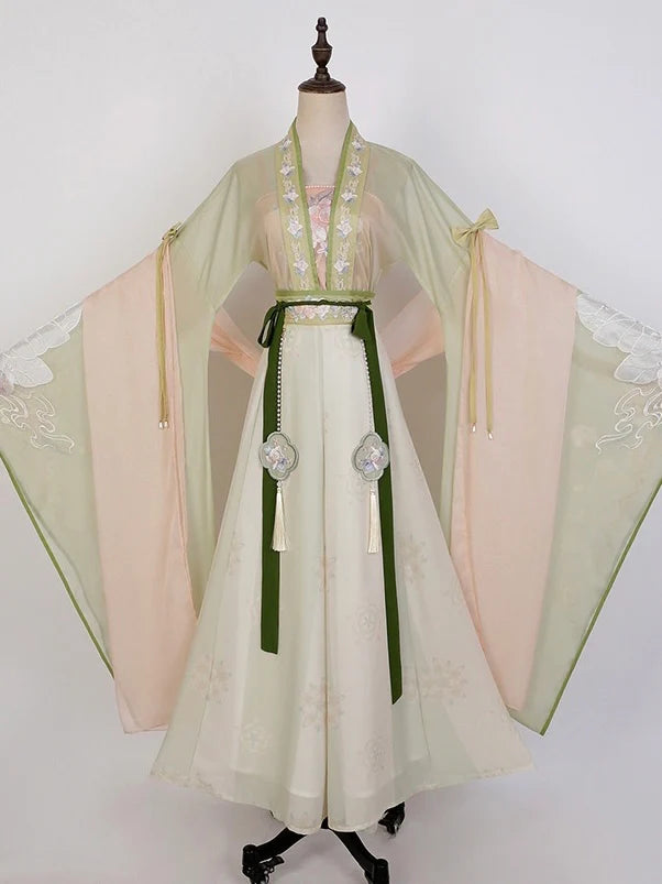 Embrace the allure of nature with the Verdant Green Qiyao Ruqun from Moon Hanfu&