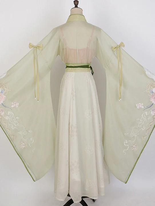 Embrace the allure of nature with the Verdant Green Qiyao Ruqun from Moon Hanfu&