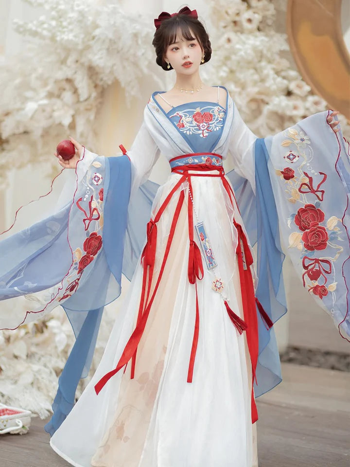 Experience the epitome of grace and style with the Pure Elegance Qiyao Ruqun from Moon Hanfu&