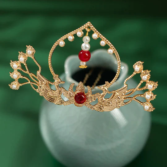 Enhance your Hanfu ensemble with the exquisite Hanfu Filigree Crown. This intricately designed crown features delicate filigree work, adding a regal touch to your hairstyle. Crafted with meticulous attention to detail, the Hanfu Filigree Crown is the perfect accessory to elevate your Hanfu look and make a statement with its timeless elegance.