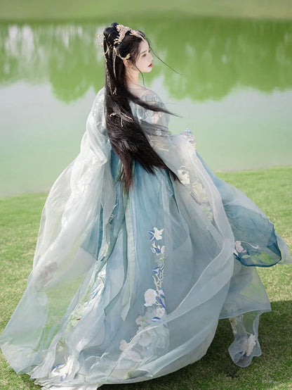 Experience regal grace with the Royal Diana Qiyao Ruqun from Moon Hanfu&