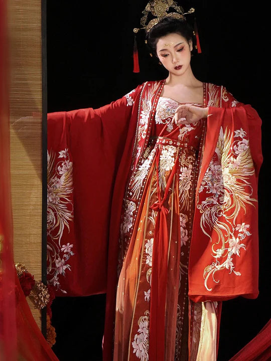 Step into the grandeur of ancient China with Moon Hanfu&