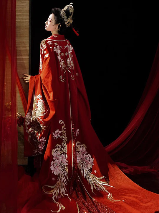 Step into the grandeur of ancient China with Moon Hanfu&