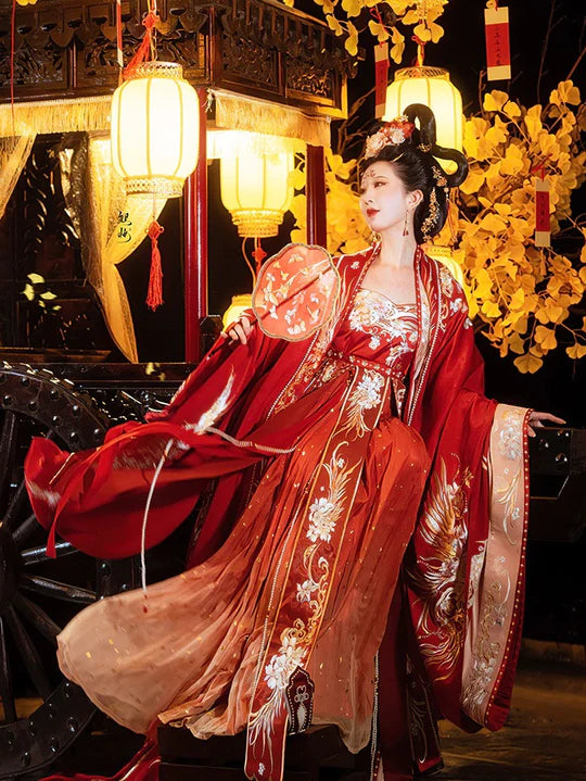 Step into the grandeur of ancient China with Moon Hanfu&