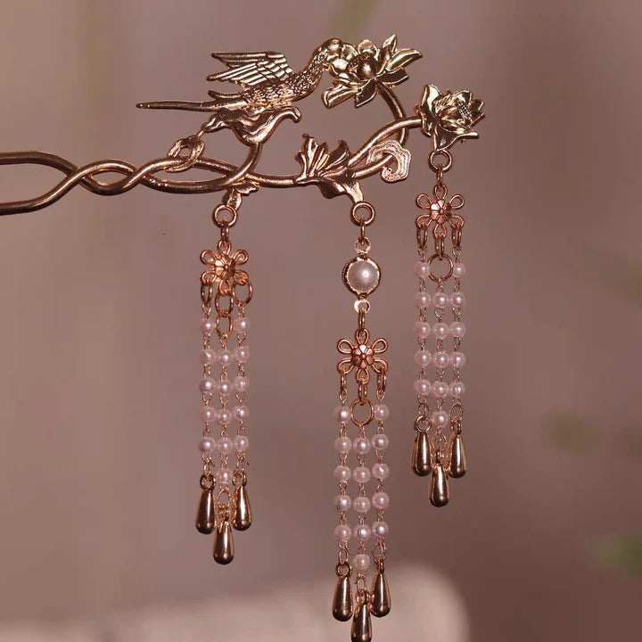 Embrace elegance and tradition. Elevate your style with these exquisite accessories. Perfect for any occasion, Hanfu Hairpins showcase timeless beauty and intricate designs. Enhance your hairstyle and celebrate the charm of Hanfu fashion with Hanfu Hairpins.