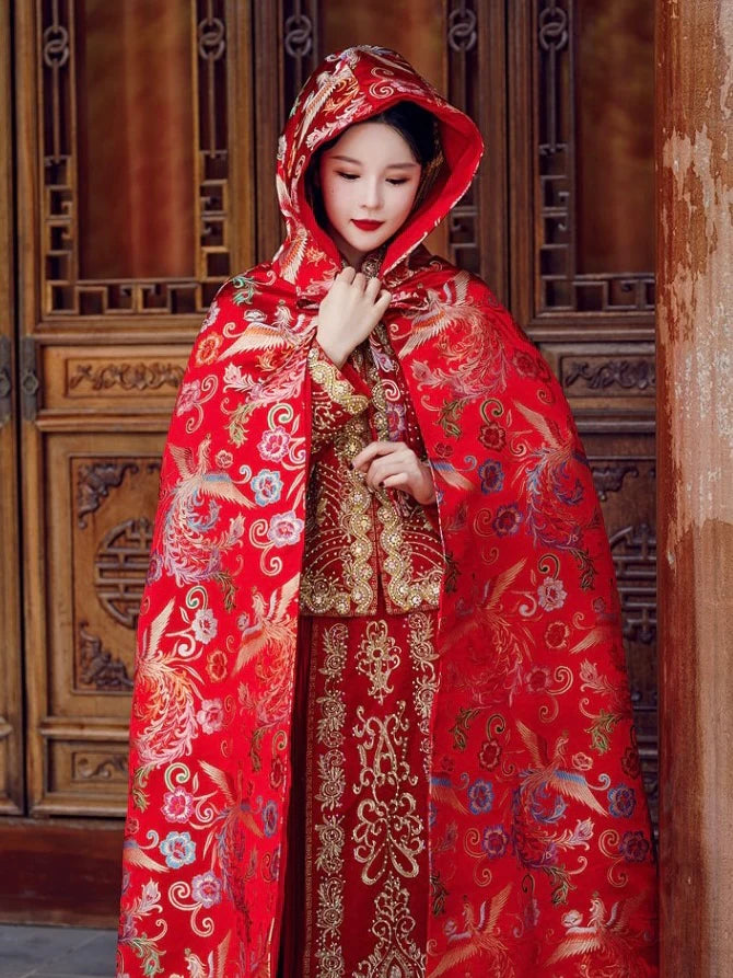 Discover the enchanting allure of Bless Hanfu Capes, blending traditional Chinese elegance with modern style. Elevate your wardrobe with our curated collection at Moon Hanfu for a touch of cultural grace.