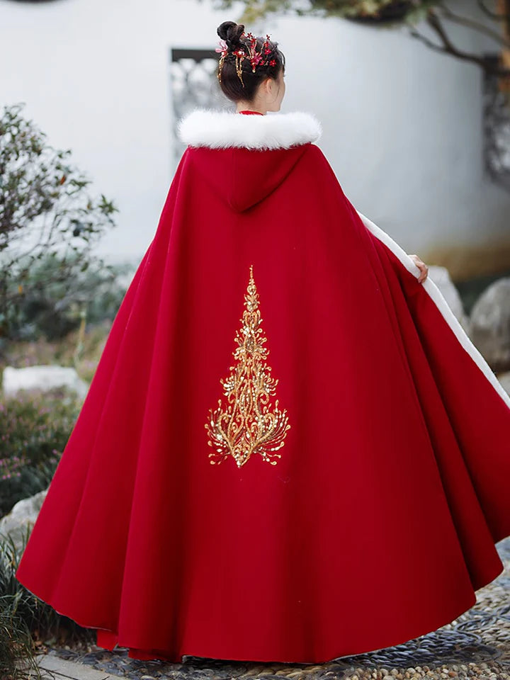 Elevate your style with the regal charm of Noble Hanfu Capes, showcasing traditional Chinese elegance. Explore our curated collection at Moon Hanfu for a touch of sophistication and timeless allure.