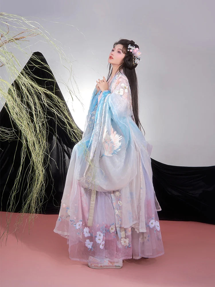 Blossom Cascade Qiyao Ruqun Ensemble - Song Dynasty Style. Dive into a fountain of floral elegance, ideal for themed events or infusing your wardrobe with timeless grace.