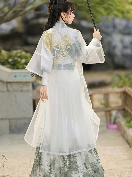 Illuminate your style with Radiant Sunying Jiaoling Ruqun, a captivating addition to Moon Hanfu&