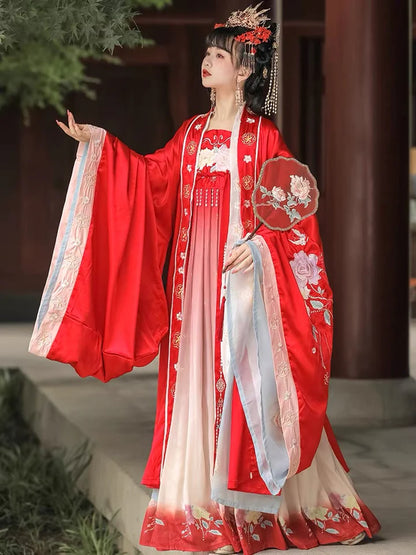 Explore the fanciful charm of Fancy Fleur Hezi Qun, a masterpiece that seamlessly combines historical allure with the extravagant beauty of blooming flowers. Adorned with intricate details, this ensemble invites you to step into a world of timeless elegance inspired by the Southern Song dynasty.