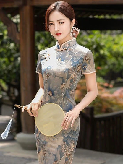 Step into timeless elegance with the Qipao, also known as cheongsam—a Chinese dress that embodies tradition, femininity, and style. Originating in the 1920s, its figure-hugging silhouette, high collar, and side slits have become iconic.