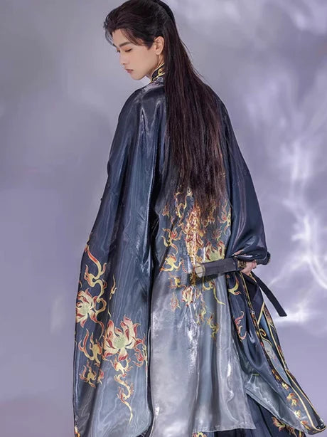 Embrace Parisian chic with the Parisian Chic Jiaoling Ruqun, a fashionable addition to Moon Hanfu&