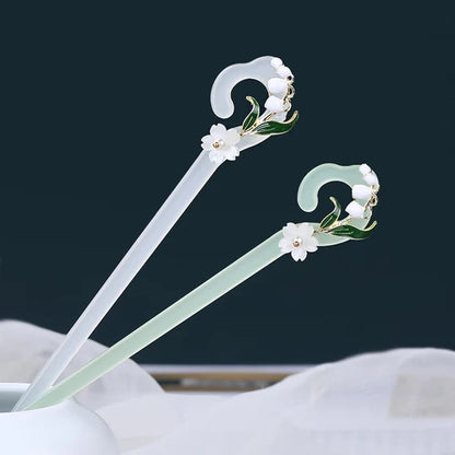 Elegant Jade Cheongsam Hairpin - Elevate your style with exquisite Traditional Chinese Style hair accessories from Moon Hanfu&