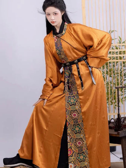 Embrace your unique style with Alisha Yuan Ling Pao from Moon Hanfu&