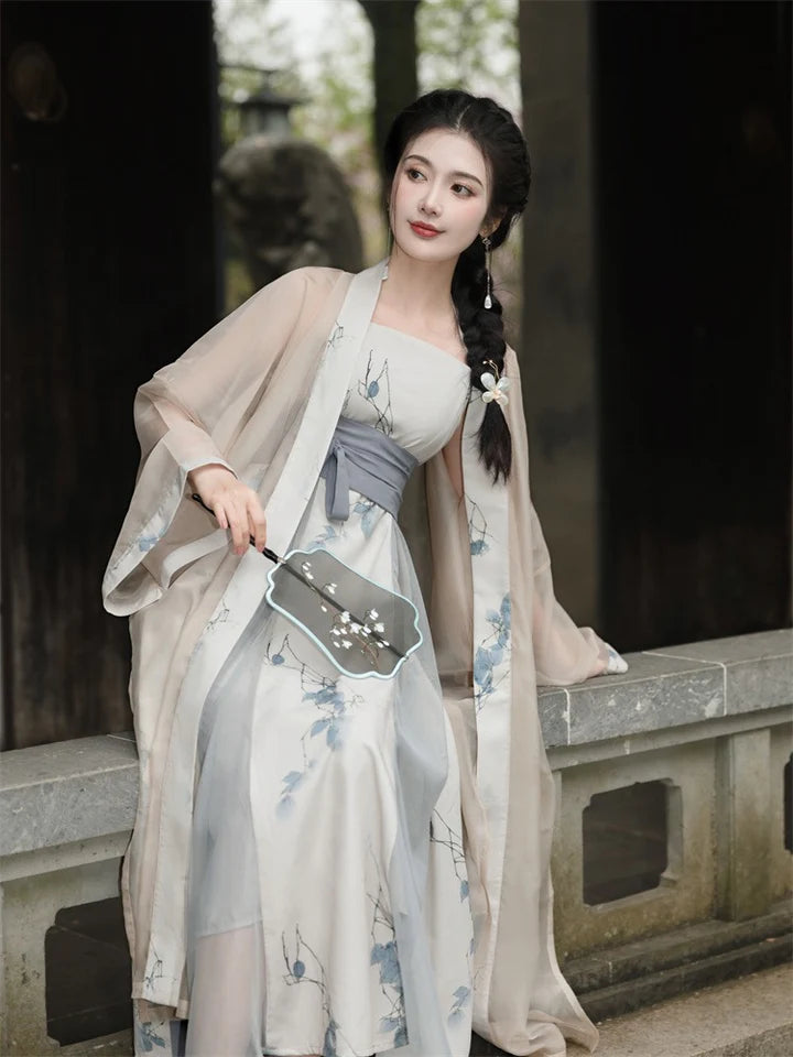 Radiate in the allure of Gorgeous Starlight Modern Hanfu—a harmonious blend of tradition and contemporary allure. Elevate your wardrobe with this captivating ensemble, embodying the timeless beauty of ancient Chinese fashion. Gorgeous Star&