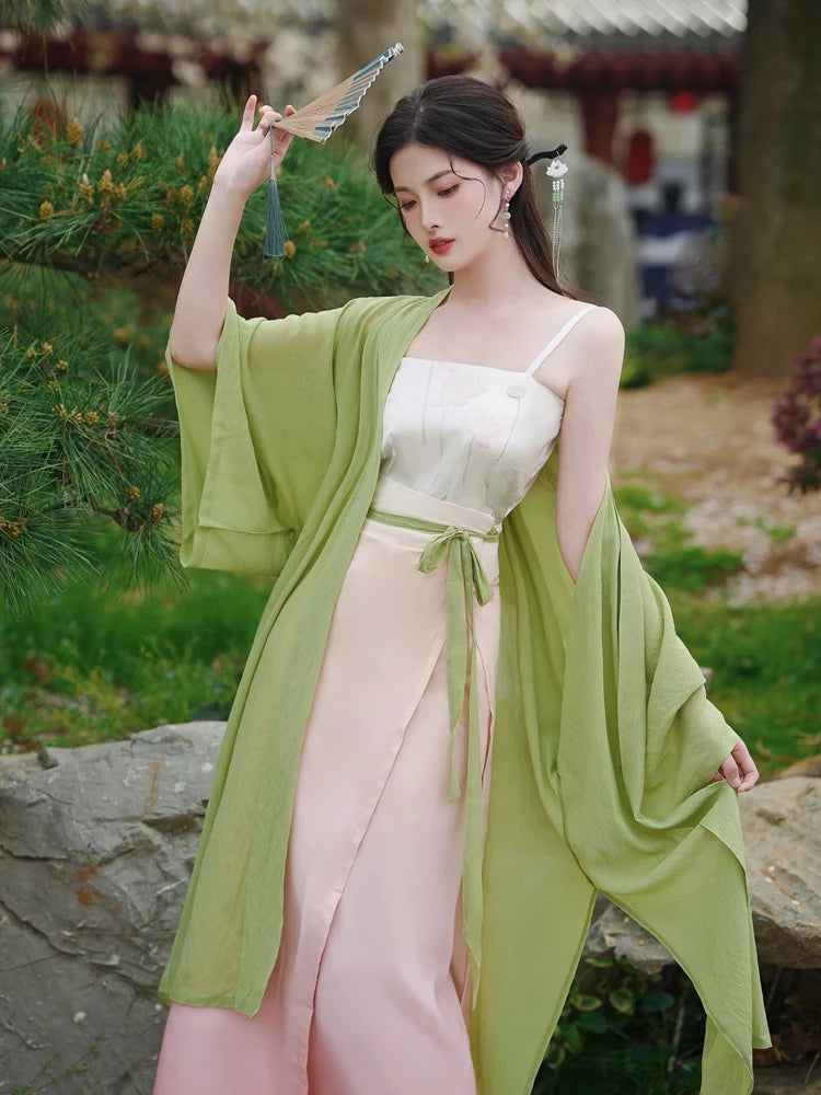 Elevate your style with Green Beauty Elegance Hanfu—a captivating blend of tradition and contemporary allure. Immerse yourself in the timeless beauty of ancient Chinese fashion, embodied in every stitch of this exquisite ensemble. Green Beauty&