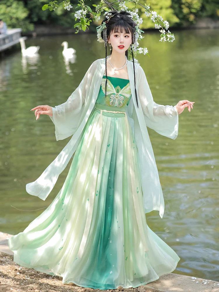 Butterfly Dream Qiyao Ruqun Ensemble - Song Dynasty Style. Embrace the grace of a butterfly&