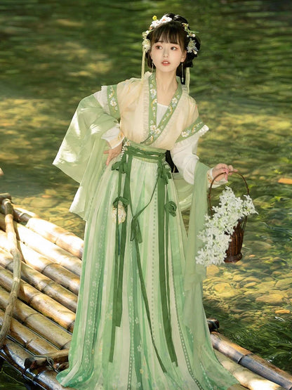 Grace your wardrobe with the Qiyao Ruqun, elegantly embodied in the Elegant Ivy ensemble. This captivating attire seamlessly blends tradition with a touch of contemporary charm. Step into the refined allure of this outfit, embodying an elegant and timeless style that adds a touch of sophistication to your look.