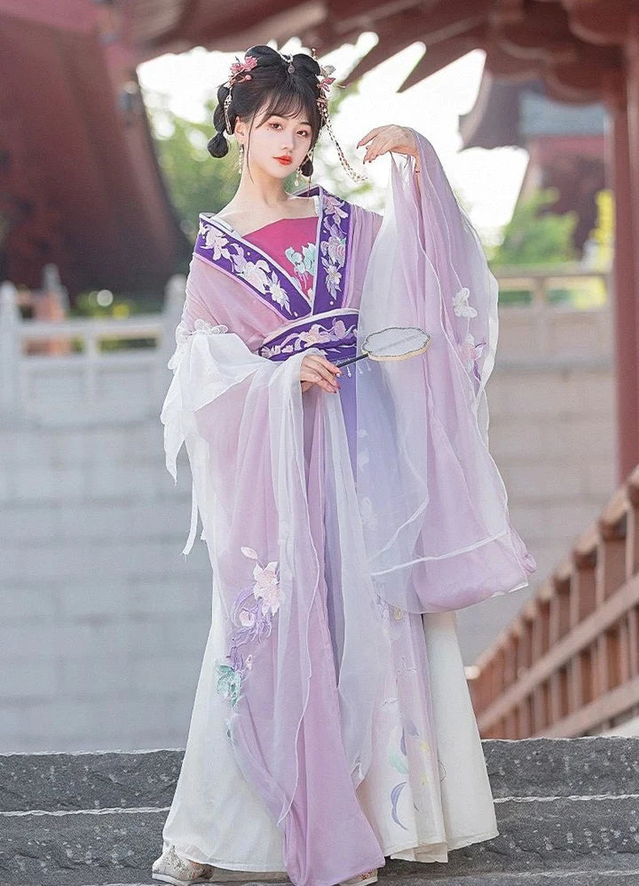 Step into enchantment with the Fiona Qiyao Ruqun from Moon Hanfu&