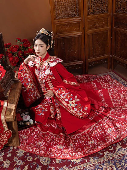 Explore the allure of Ming dynasty-inspired fashion with the exquisite Li Ling Shan, Queenie collection. Immerse yourself in the timeless elegance of traditional Chinese clothing, blending ancient charm seamlessly with contemporary allure.