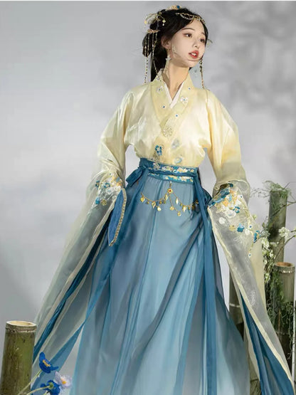 Experience the majesty of Maria with the Qiyao Ruqun from Moon Hanfu&