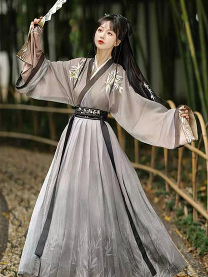 Bask in the brilliance of the Radiant Solar Jiaoling Ruqun, a luminous addition to Moon Hanfu&