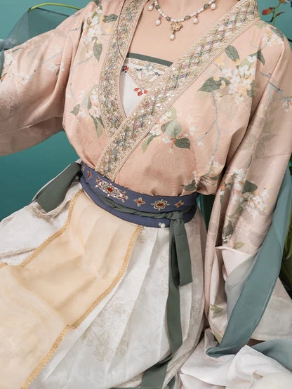 Step into timeless elegance with the Jane Qiyao Ruqun from Moon Hanfu&