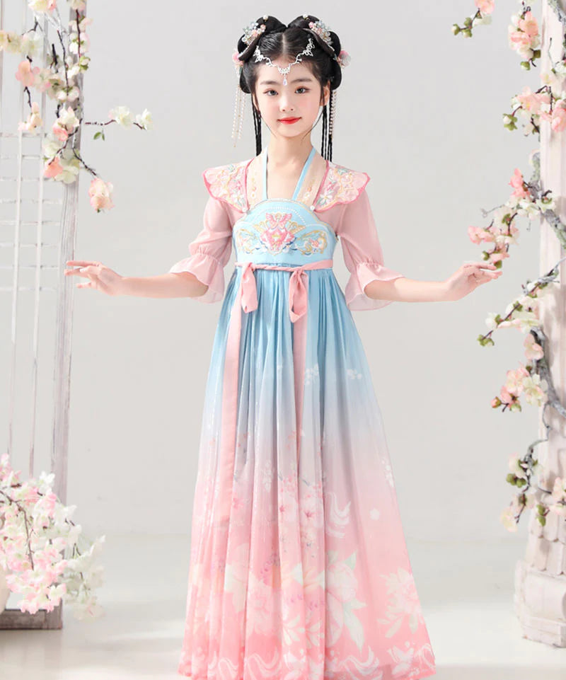 Step into graceful elegance with Graceful Georgia Kids Hanfu – a collection that transcends clothing to foster cultural connection, imaginative play, and creative expression for your little ones.