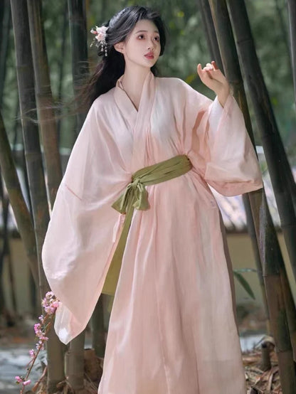 Immerse yourself in the timeless elegance of Zhi Ju Pao from Moon Hanfu&