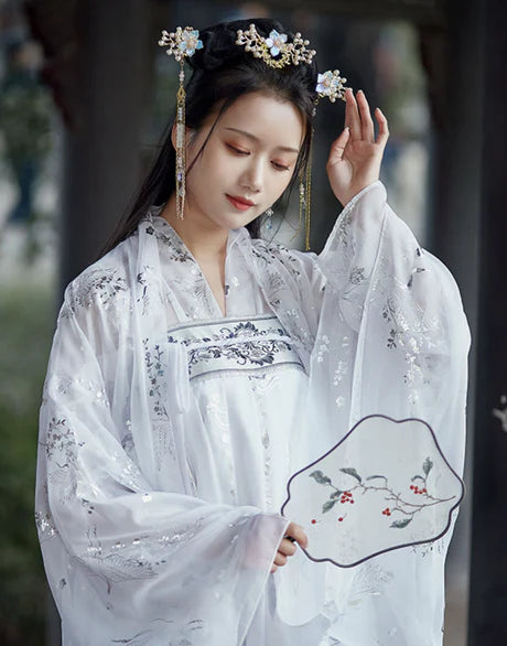 Qixiong Ruqun, Classy Constance