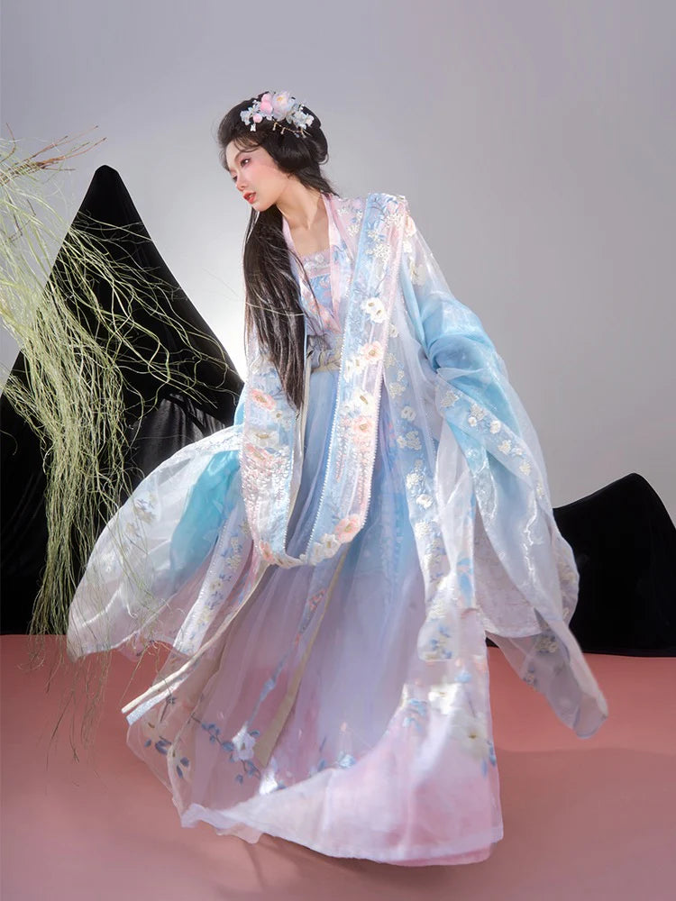 Blossom Cascade Qiyao Ruqun Ensemble - Song Dynasty Style. Dive into a fountain of floral elegance, ideal for themed events or infusing your wardrobe with timeless grace.