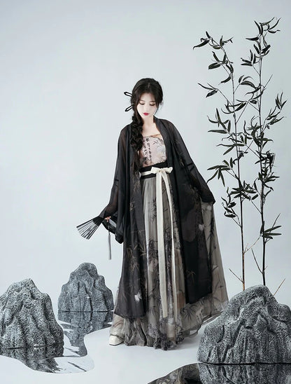 Harmony Qiyao Ruqun Ensemble - Song Dynasty Style. Immerse yourself in the serene artistry of Danqing, perfect for themed events or infusing your wardrobe with timeless elegance.