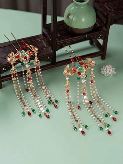 Nora Hanfu Hair Accessories - Enhance your Hanfu ensemble with these exquisite and graceful hair accessories. Delicate craftsmanship and classic design add elegance and charm. Perfect for formal occasions, cultural events, or adding a refined touch to your hairstyle.