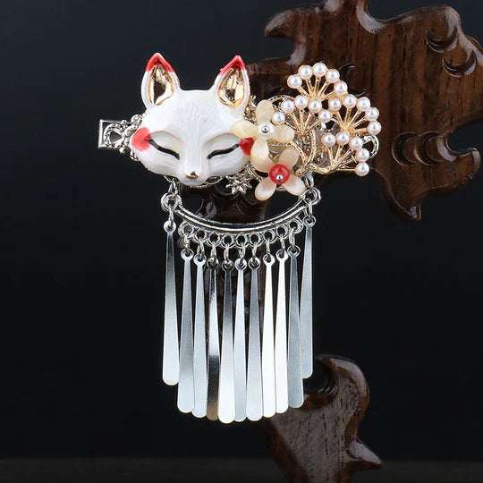 Embrace the wild beauty with these Chinese Hair Clips from Moon Hanfu&