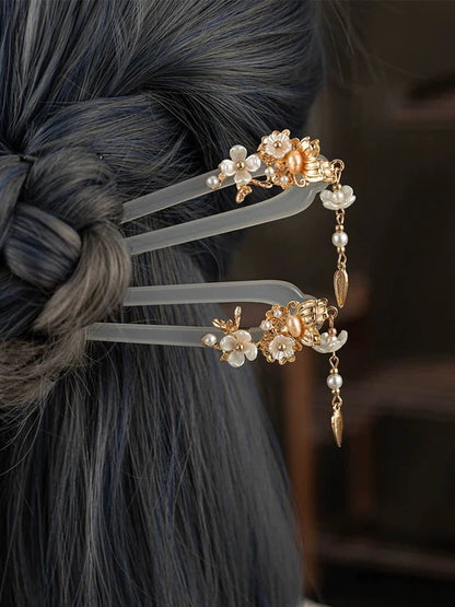 Lauren Chinese Hairpin - Elevate your hairdo with the elegant and timeless Lauren Chinese Hairpin, a perfect accessory inspired by Chinese tradition.