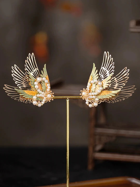 Winged Chinese Hair Clips - Add a touch of grace and charm to your hairstyle with these winged Chinese hair clips, inspired by traditional Chinese aesthetics.