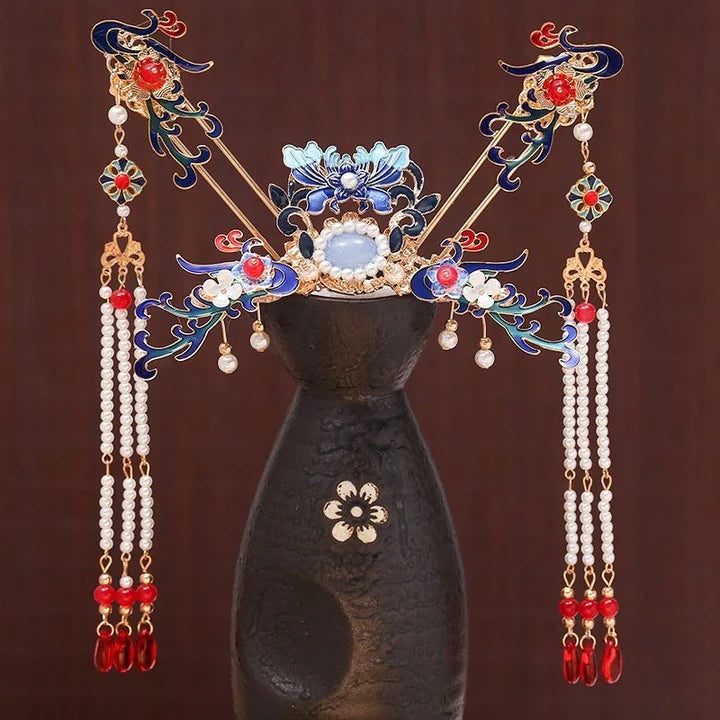 Nia Hanfu Hair Accessories - Enhance your Hanfu ensemble with the exquisite Nia Hanfu Hair Accessories collection. Meticulously crafted and versatile, these accessories add a touch of elegance and reflect the timeless beauty of traditional Chinese fashion. Perfect for expressing your individuality and creating a personalized style statement.