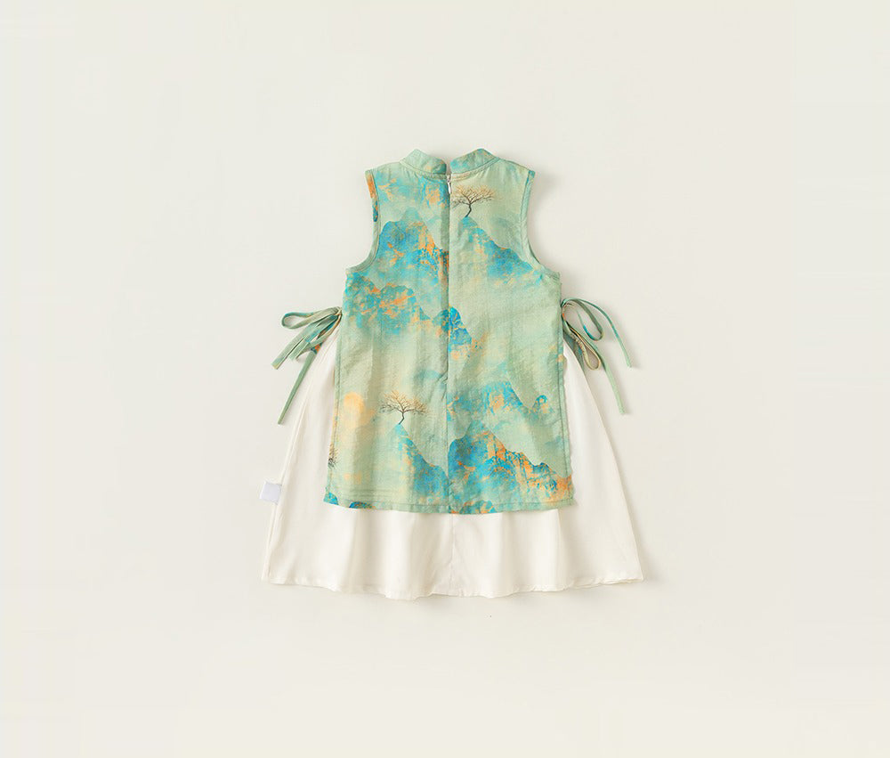 Step into enchanting elegance with Enchanting Cornelia Kids Hanfu – a collection that transcends clothing to foster cultural connection, imaginative play, and creative expression for your little